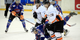 "SMScredit.lv" apspēlē HS "Rīga/Prizma"