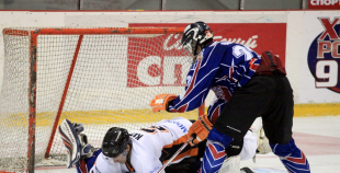 "SMScredit.lv" apspēlē HS "Rīga/Prizma"