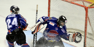 "SMScredit.lv" apspēlē HS "Rīga/Prizma"