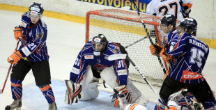 "SMScredit.lv" apspēlē HS "Rīga/Prizma"