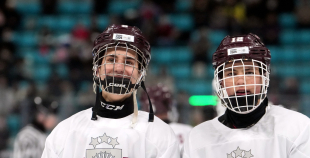 3x3 Jaunatnes olimpiāde: Latvija sagrauj Lielbritāniju un sīvā cīņā pārspēj Kazahstānu