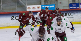 FOTO: Latvijas izlases treniņš "Volvo ledus hallē" (09.04.)