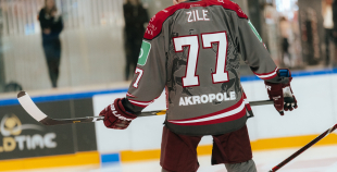 “Akropoles” ledus arēnā prezentētas Latvijas hokeja izlases jaunās formas