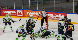 "Mogo" ar 5:3 sezonas pirmajā spēlē sarūgtina čempionus "Kurbads"