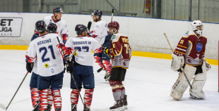 HS "Rīga" ar 4:3 negaidīti uzvar čempionvienību "Kurbads", "Prizma" turpina uzvaras gājienu 