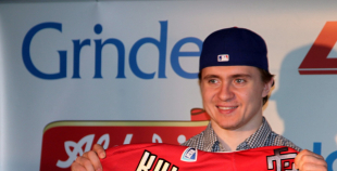 Prezentē Latvijas izlases jaunos spēļu kreklus