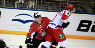 Pirmajā spēlē neveiksme pret Krieviju