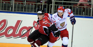 Pirmajā spēlē neveiksme pret Krieviju