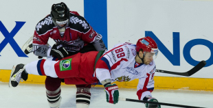 Latvijas izlase otrajā mačā atzīst krievu pārākumu