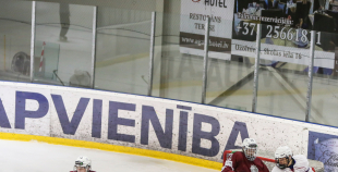 FOTO: Latvijas U-16 izlase pirmajā mačā ar 5:3 uzvar Norvēģiju 