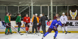 Latvijas hokeja izlase aizvada pirmo treniņu pirms gaidāmā turnīra Francijā