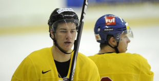 Hokeja izlases pēdējais treniņš pirms došanās uz Franciju