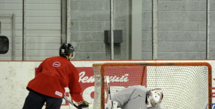 Hokeja izlases pēdējais treniņš pirms došanās uz Franciju