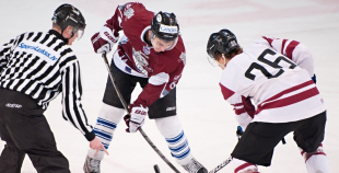 Latvijas U20 izlase pēdējā spēlē pirms PČ izcīna uzvaru