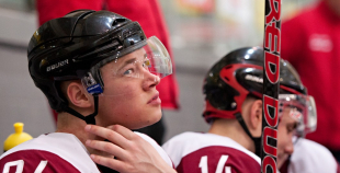 Latvijas U20 izlase pēdējā spēlē pirms PČ izcīna uzvaru