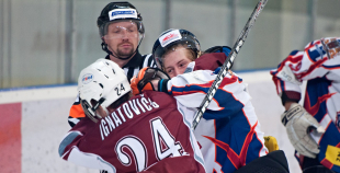 HK "Juniors" apspēlē HS "Rīga/Prizma" un pakāpjas uz otro vietu