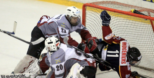 2013 LČ Pastarīšu duelī pārāki HS "Rīga/Prizma II" hokejisti