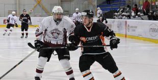 2013 LČ "SMScredit.lv" ar 4:3 uzveic HK "Juniors"