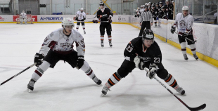 2013 LČ "SMScredit.lv" ar 4:3 uzveic HK "Juniors"