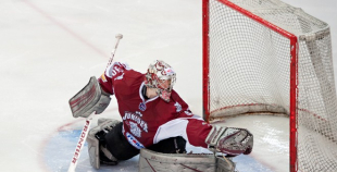 "SMScredit.lv" hokejisti izcīnīja Latvijas čempionu titulu