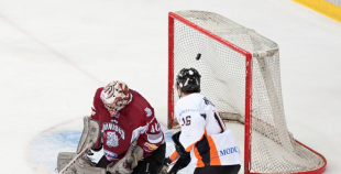 "SMScredit.lv" hokejisti izcīnīja Latvijas čempionu titulu