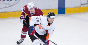 "SMScredit.lv" hokejisti izcīnīja Latvijas čempionu titulu