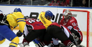 2013 EHC: Latvija - Zviedrija 1:2