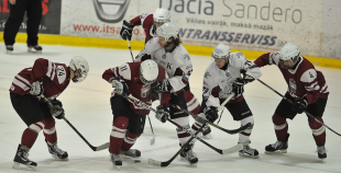 2013 Latvijas U18 hokeja izlase ar 3:4 piekāpjas HK "Rīga"