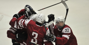 2013 Latvijas U18 hokeja izlase ar 3:4 piekāpjas HK "Rīga"