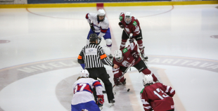 FOTO: Latvijas U-16 izlase pirmajā mačā ar 5:3 uzvar Norvēģiju 