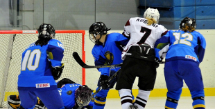 Latvija saspringtā spēlē uzvar arī Kazahstānu