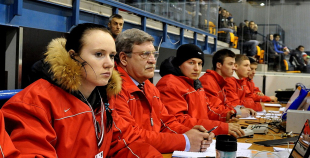 Latvijas hokejistes noslēdz pasaules čempionātu ar uzvaru