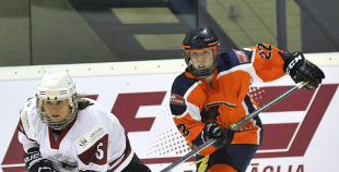 Latvijas hokejistes noslēdz pasaules čempionātu ar uzvaru