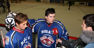 Tretjaka un Naumova jauno vārtsargu skola Rīgā