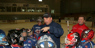 Tretjaka un Naumova jauno vārtsargu skola Rīgā