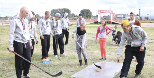 2014 Liepājas hokejisti "Rally Kurzeme" laikā