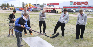 2014 Liepājas hokejisti "Rally Kurzeme" laikā
