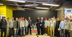 Atklāj hokeja klubam "Liepāja" veltītu fotoizstādi