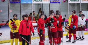 FOTO: Latvijas U-20 hokeja izlases treniņš (02.12)