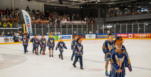 FOTO: Apbalvotas LBJČH labākās komandas un rezultatīvākie spēlētāji