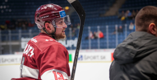 Latvijas hokeja izlase Bratislavas Ziemassvētku turnīru sāk ar uzvaru