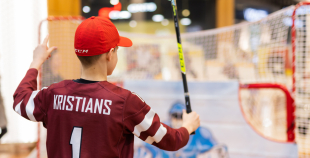 Latvijas izlases hokejisti un treneri tiekas ar līdzjutējiem!