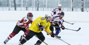 Ar aizraujošiem mačiem noslēdzies Rīgas atklātais skolu čempionāts