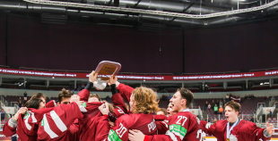 FOTO: Latvija U-18 izcīna zelta medaļas 
