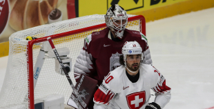 Latvijas izlase lieliski cīnās, taču mača izskaņā piekāpjas Šveicei