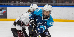 Vakar tika aizvadīta pirmā "Optibet" Baltijas sieviešu hokeja čempionāta spēle starp SHK "Laima" un "L&L Hope"