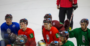 Nosaukts Latvijas nacionālās hokeja izlases sastāvs pēdējām pārbaudes spēlēm ar Šveici