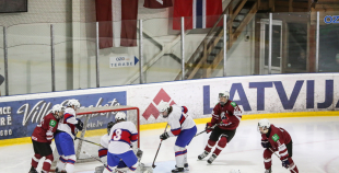 Latvijas U-16 hokejisti pirmajā mačā ar 5:3 uzveic Norvēģiju