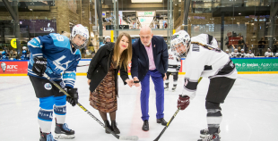 Vakar tika aizvadīta pirmā "Optibet" Baltijas sieviešu hokeja čempionāta spēle starp SHK "Laima" un "L&L Hope"