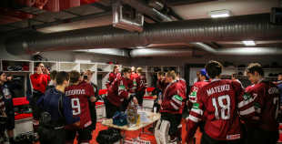 FOTO: Latvija U-18 izcīna zelta medaļas 